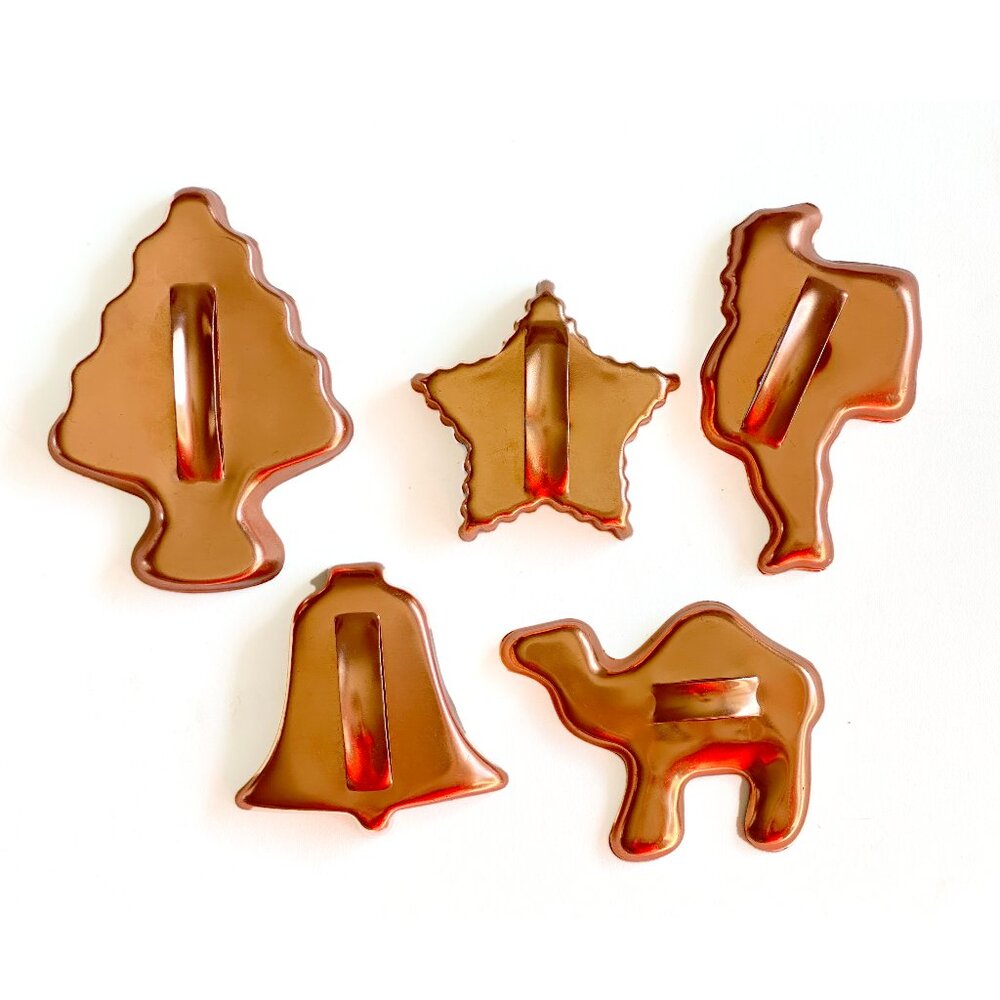 VTG Copper Colored Aluminum Cookie Cutters Lot of 5 Santa Tree Star Bell Camel - Picture 1 of 7
